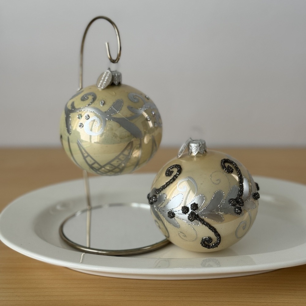 Vtg Demdaco‎ Glass Christmas Ornament Frosted White Silver Gray Ball Glitter Lot